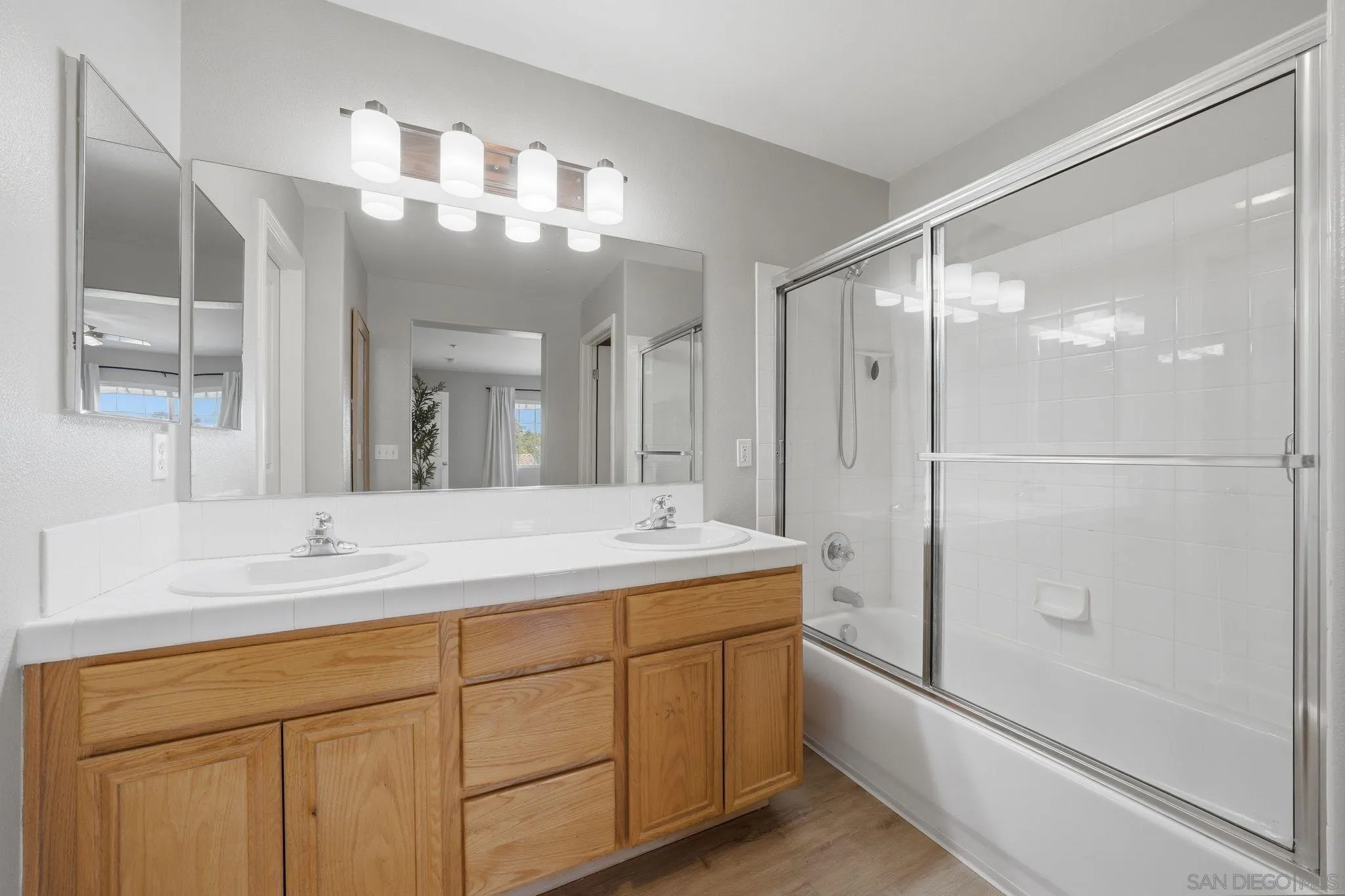 8530 Conrad Court Santee, CA 92071 - Photo 14 of 28