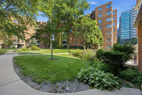 $150,000 | 1862 Sherman Avenue, Unit 1NW, Evanston, IL 60201
