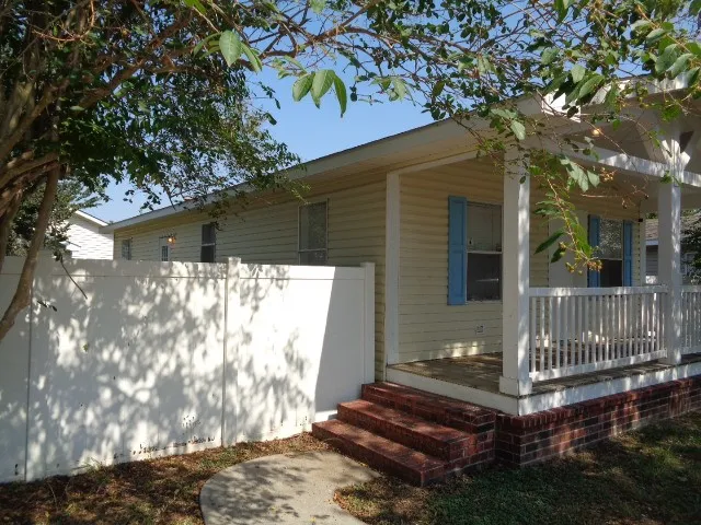 $184,900 | 10010 Sugarvine Lane, Tomball, TX 77375