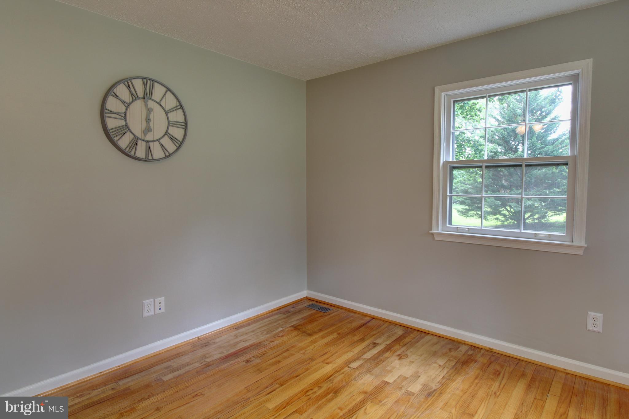 17153 North Merrimac Road Culpeper, VA 22701 - Photo 8 of 34 Great Hardwood Floors