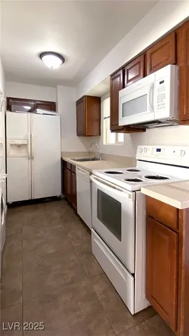 $1,400 | 4954 Larkspur Street, Las Vegas, NV 89120