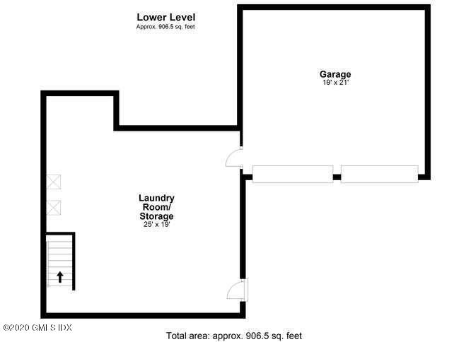 16 Pierce Road Riverside, CT 06878 - Photo 36 of 36 a picture of floor with a white wall and a painting