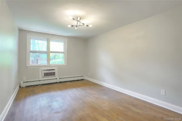 $559,000 | 170 Kearsing Parkway, Unit B, Monsey, NY 10952