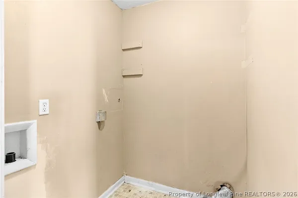 $300,000 | 554 Glen Canyon Drive, Fayetteville, NC 28303