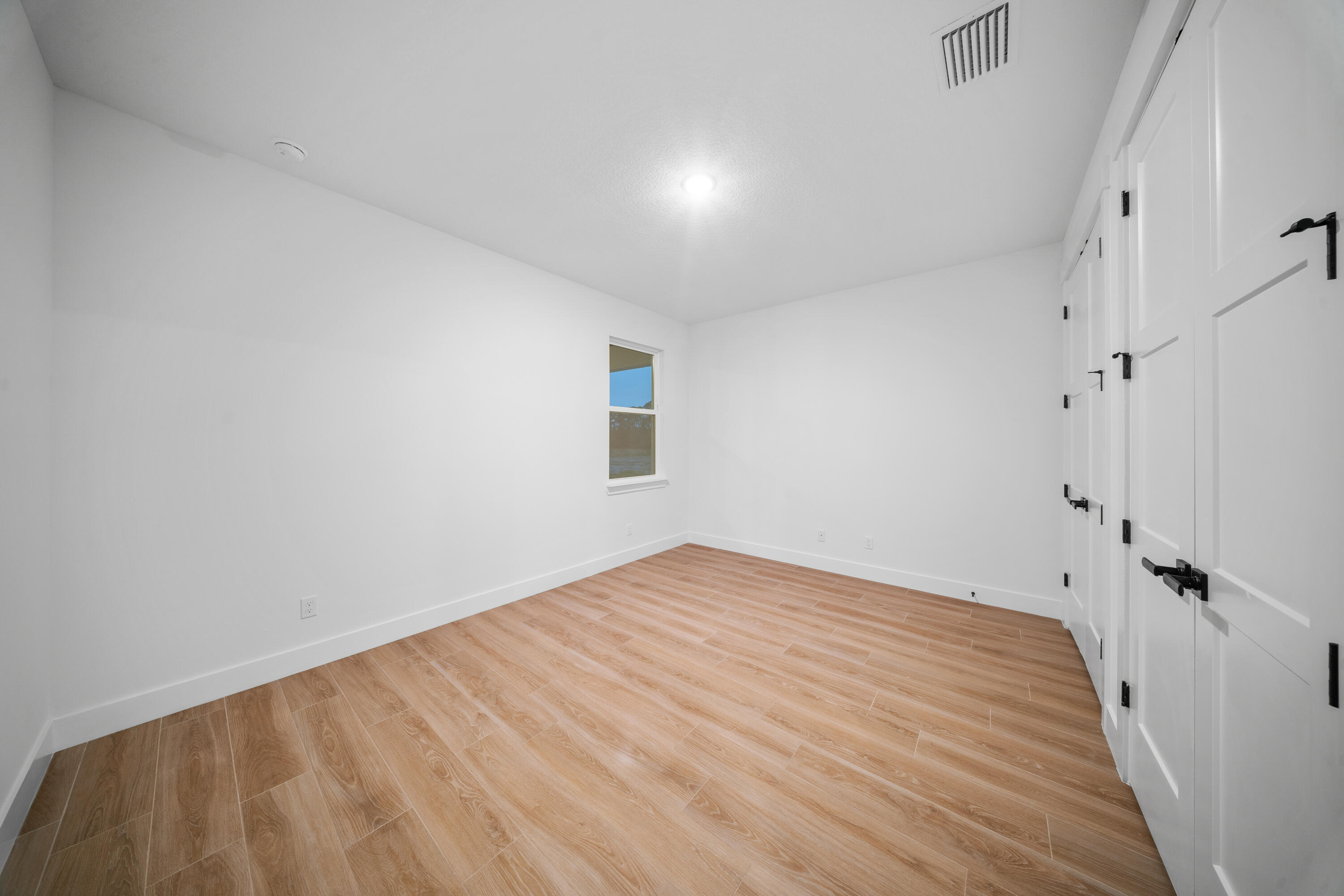 10619 Sugar Pine Drive Fort Pierce, FL 34945 - Photo 27 of 44 bed 2