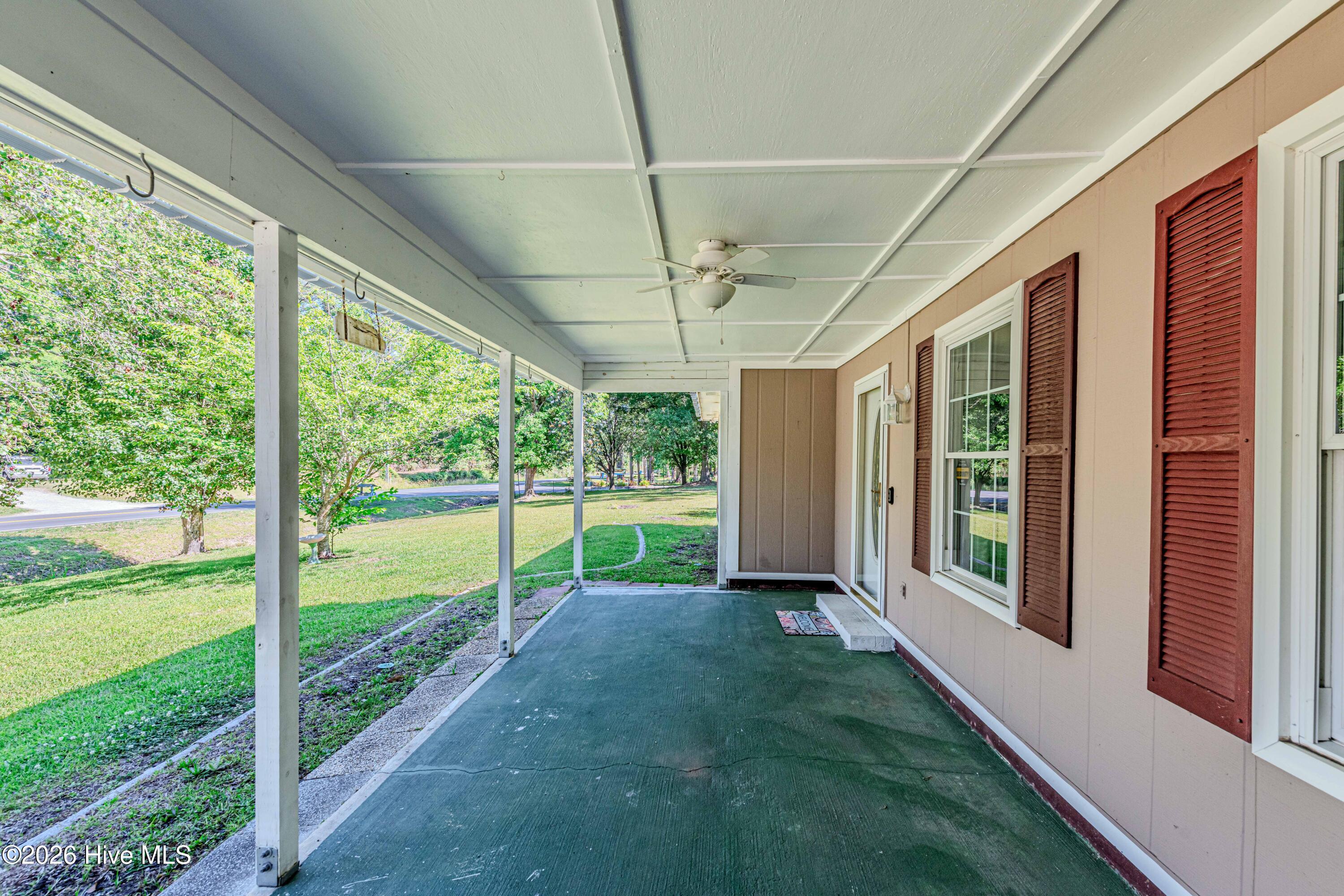 800 Mill River Road Jacksonville, NC 28540 - Photo 8 of 60 Front porch