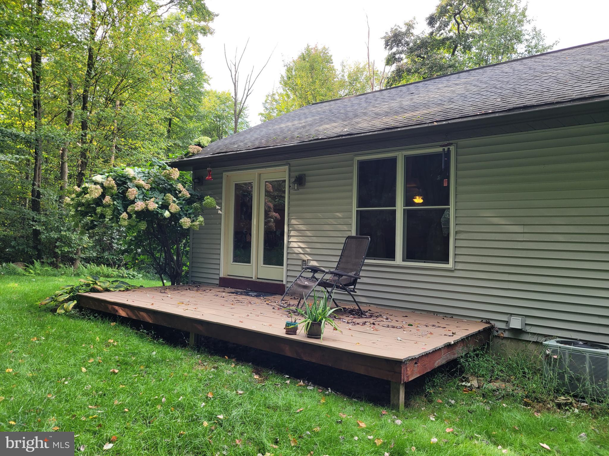 24 Cardinal Road Pine Grove, PA 17963 - Photo 2 of 20 Rear Deck