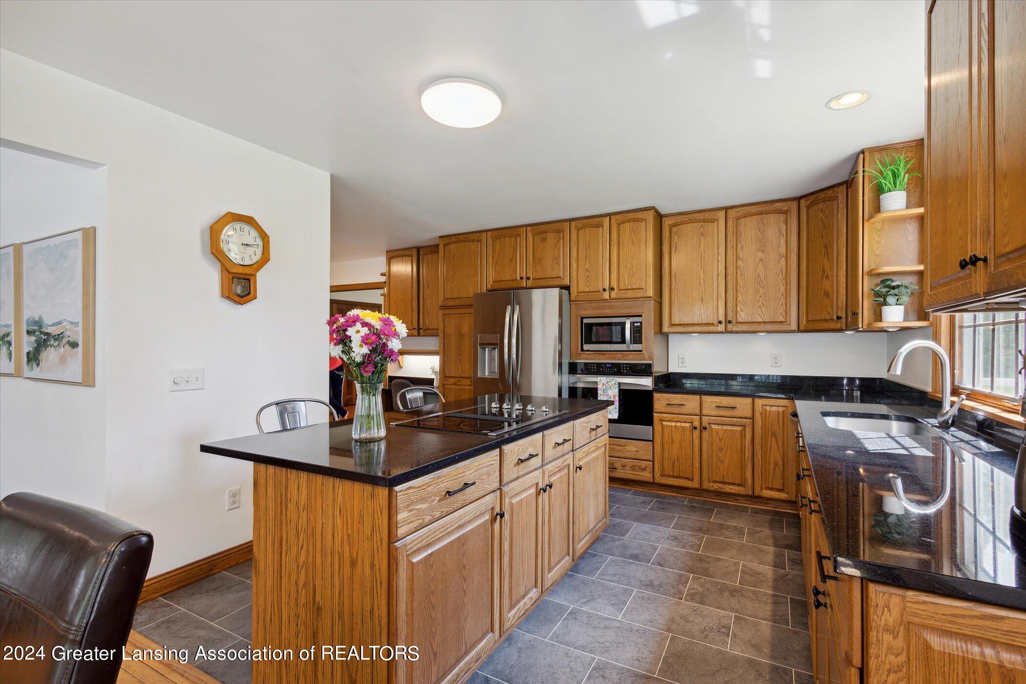 8788 West Herbison Road Eagle, MI 48822 - Photo 15 of 75 14-8788-W-Herbison-Rd-Eagle-MI-48822-Win