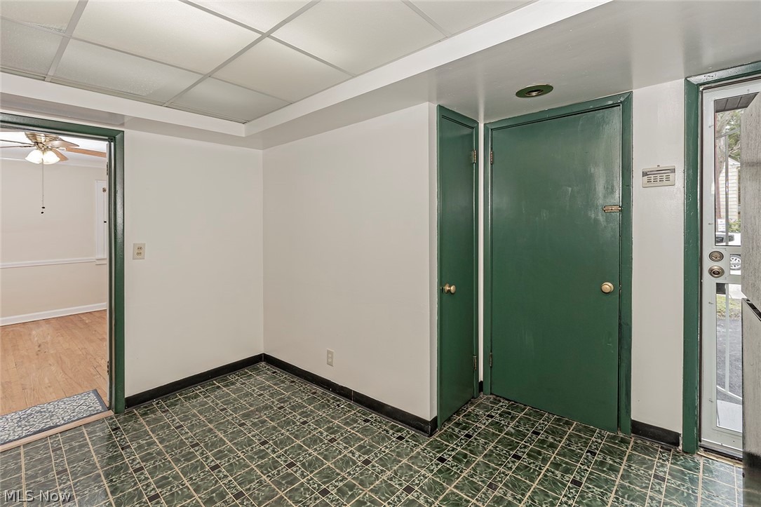 15806 Hazel Road Cleveland, OH 44112 - Photo 29 of 35