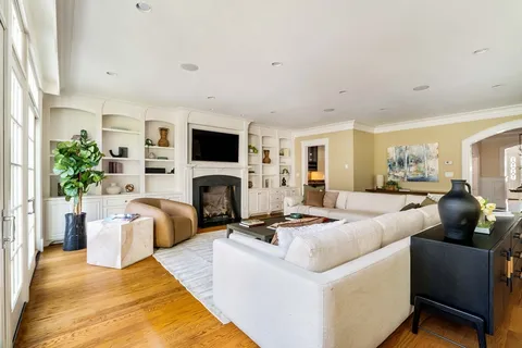 $4,100,000 | 151 Hampshire Road, Wellesley, MA 02481