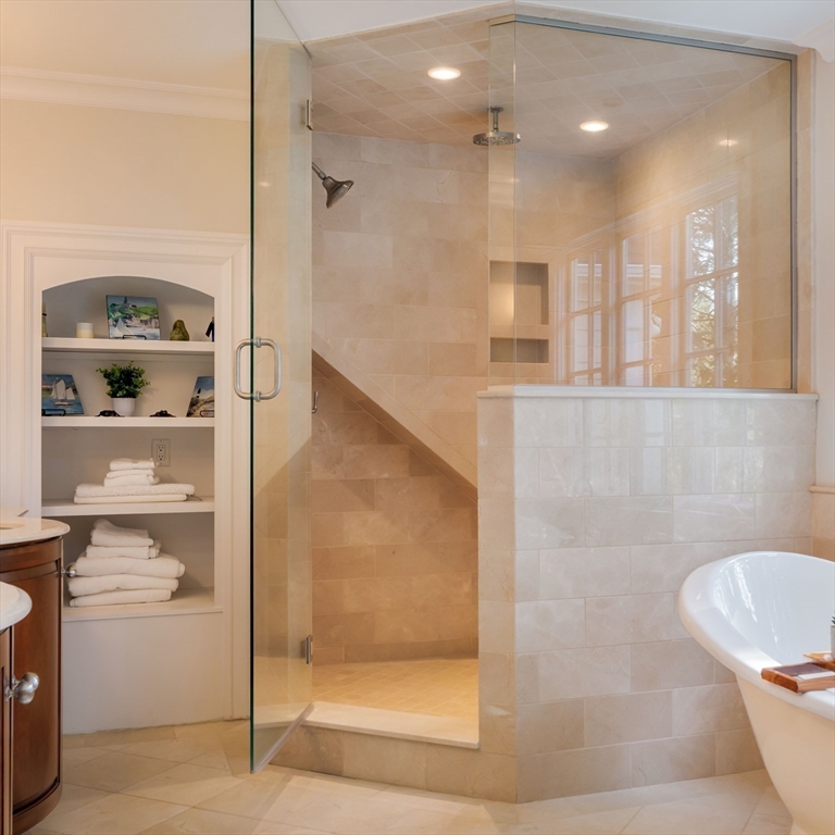 151 Hampshire Road Wellesley, MA 02481 - Photo 24 of 39