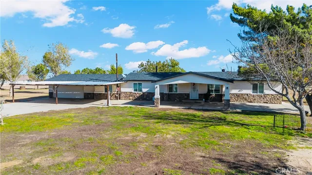 $515,000 | 9888 Trinity Road, Oak Hills, CA 92344