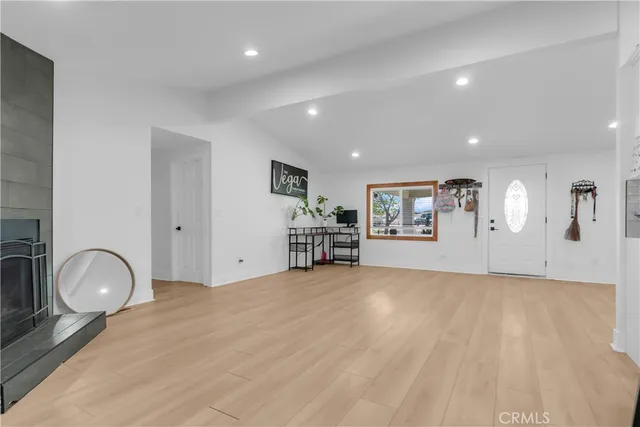 $515,000 | 9888 Trinity Road, Oak Hills, CA 92344