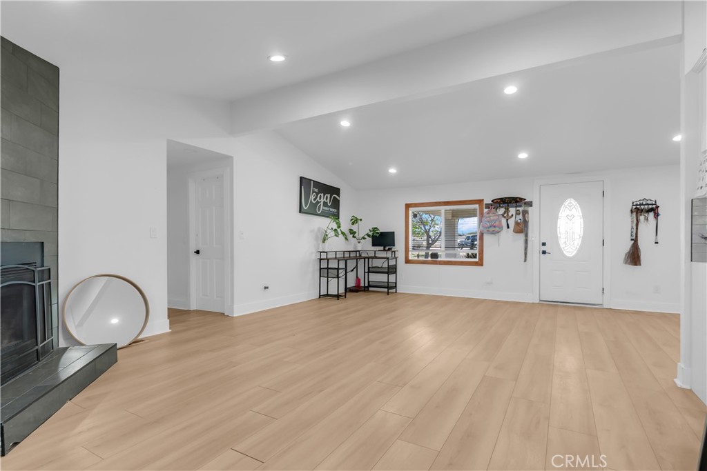 9888 Trinity Road Oak Hills, CA 92344 - Photo 12 of 51