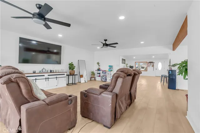 $515,000 | 9888 Trinity Road, Oak Hills, CA 92344