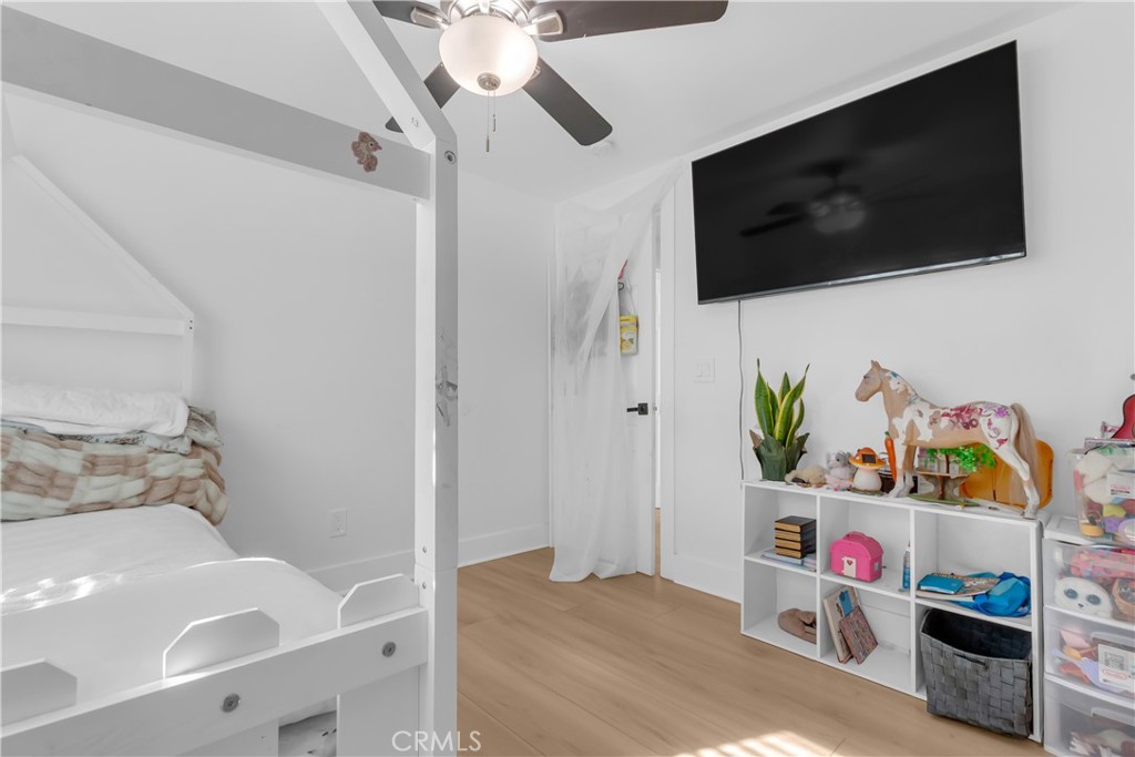 9888 Trinity Road Oak Hills, CA 92344 - Photo 27 of 51