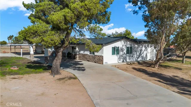 $515,000 | 9888 Trinity Road, Oak Hills, CA 92344