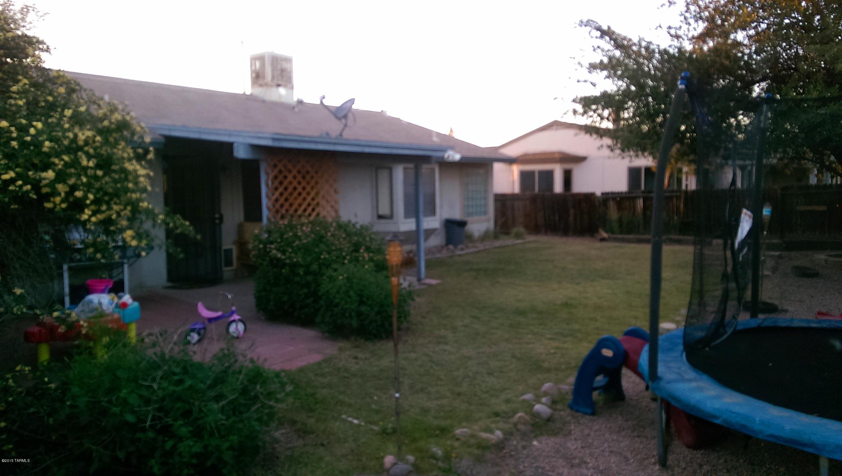 5700 North Ezybrook Road Tucson, AZ 85741 - Photo 3 of 16