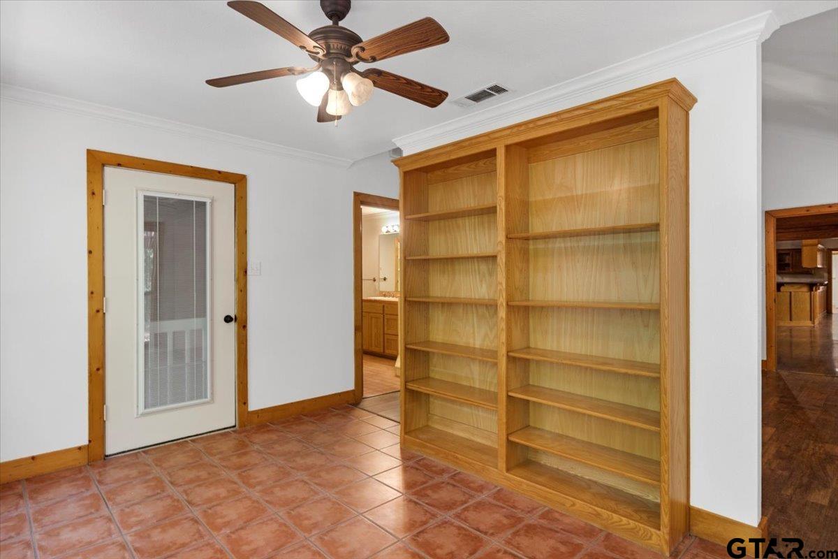 2040 Valleywood Trail Holly Lake Ranch, TX 75765 - Photo 13 of 48