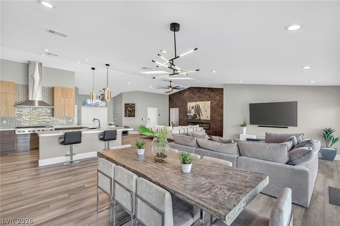 363 East Robindale Road Las Vegas, NV 89123 - Photo 5 of 59