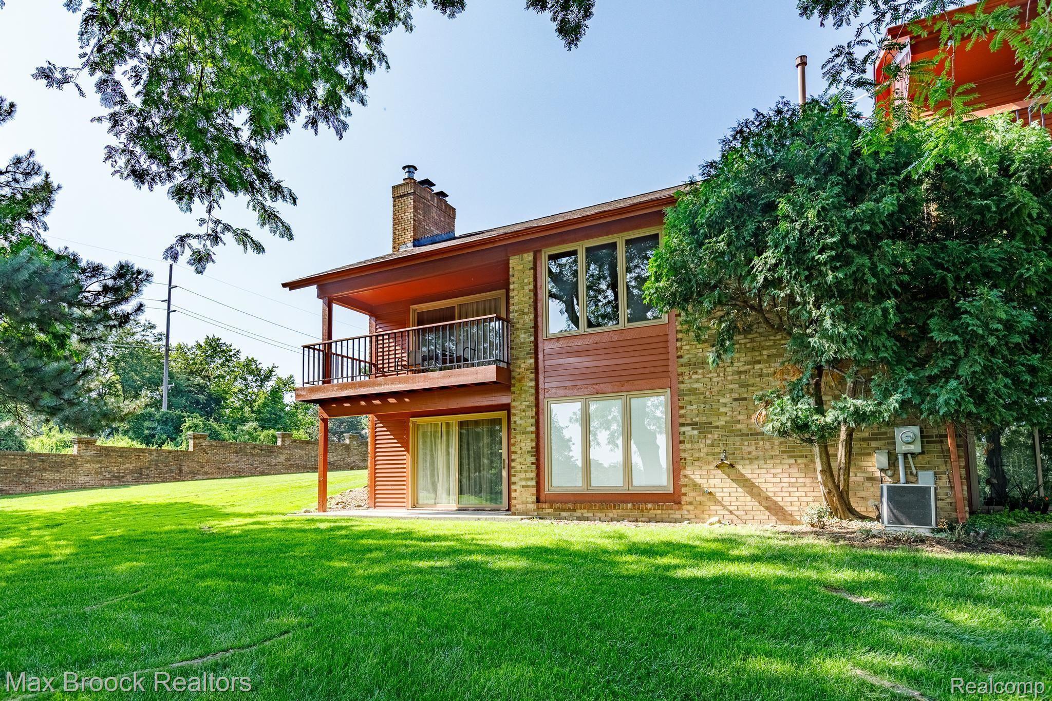 856 GreenView Court Rochester, MI 48307 - Photo 34 of 35 856 Green View Ct-35.jpg