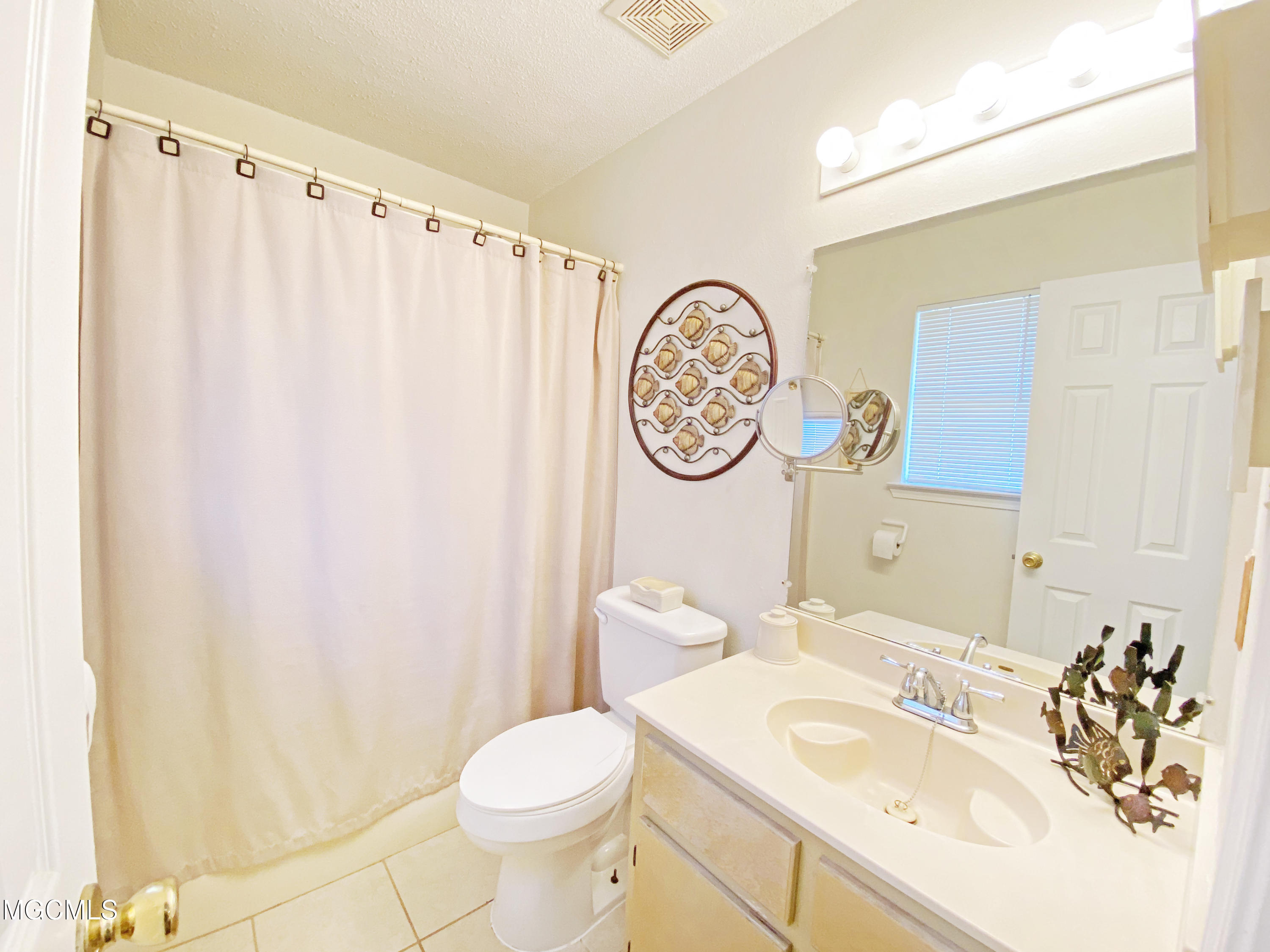 1316 Deana Road Ocean Springs, MS 39564 - Photo 16 of 23 IMG_2758 copy