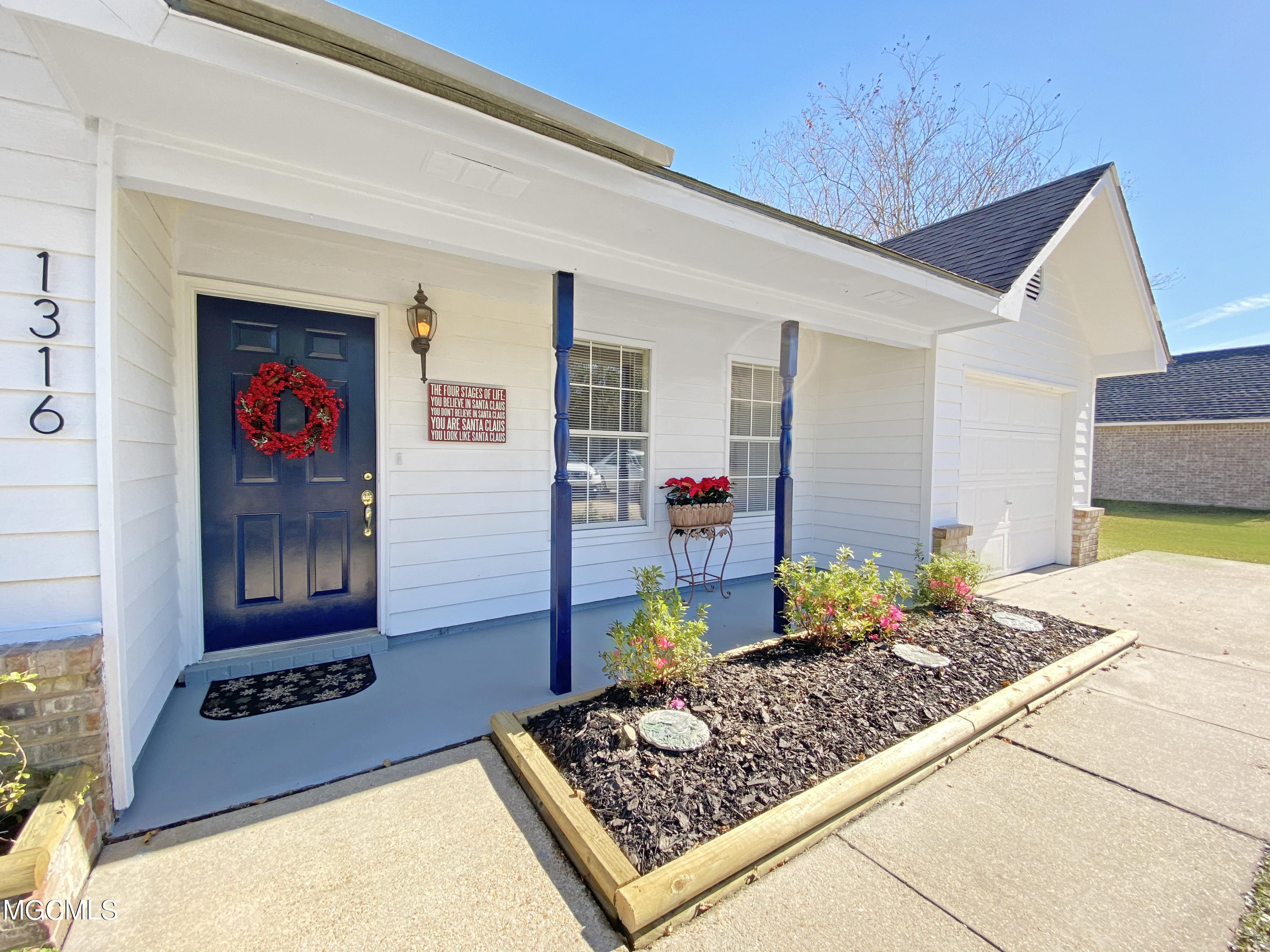 1316 Deana Road Ocean Springs, MS 39564 - Photo 3 of 23 IMG_2672 copy