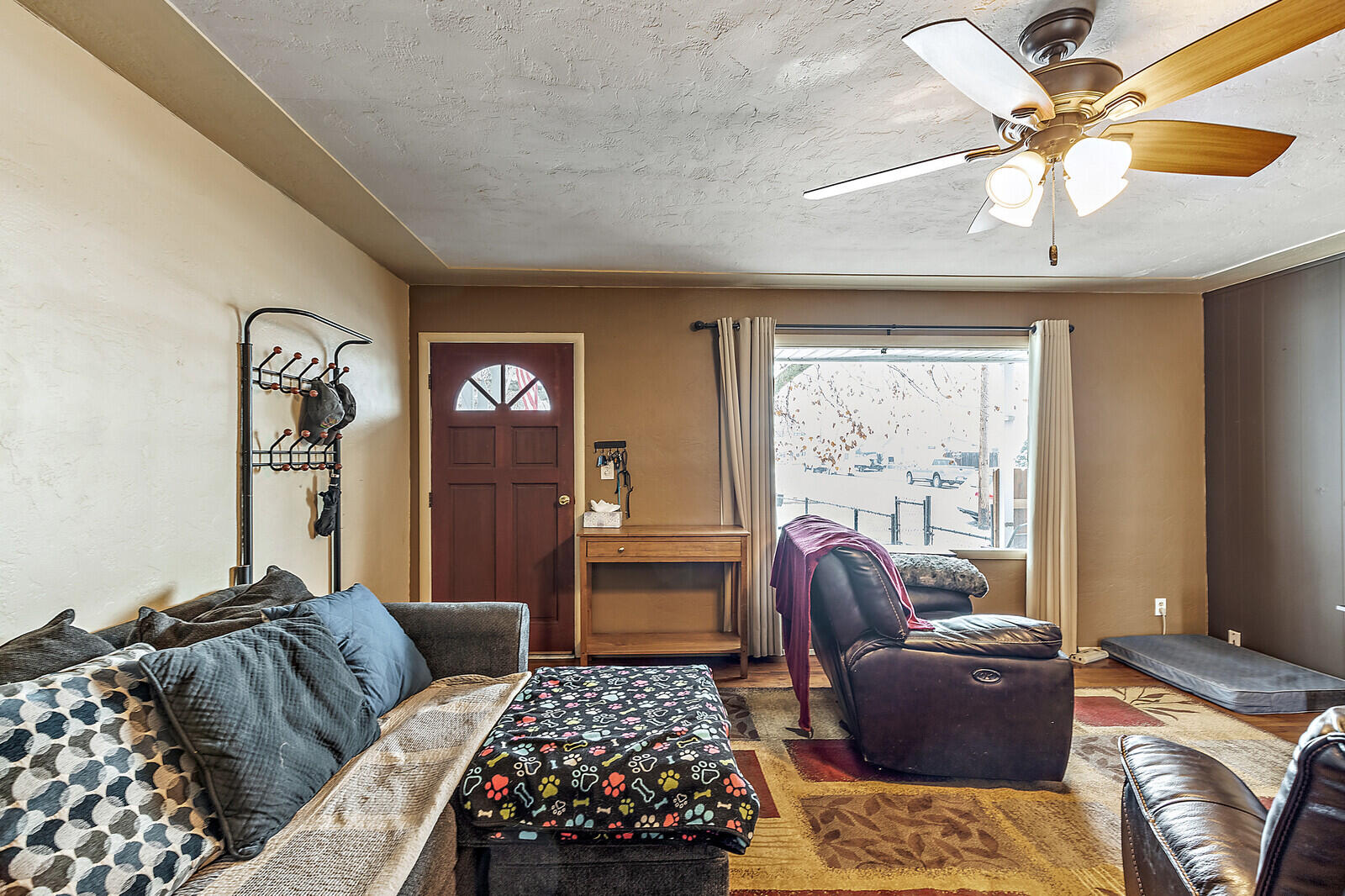 765 Ash Street Central Point, OR 97502 - Photo 5 of 15 10_Ash_10_mls