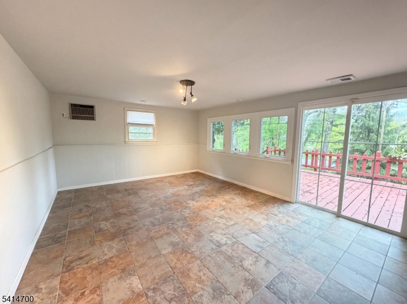78 Parkside Road Plainfield, NJ 07060 - Photo 7 of 18
