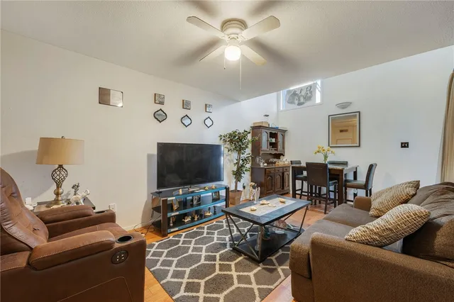 $109,000 | 4401 Carter Creek Parkway, Unit 12, Bryan, TX 77802