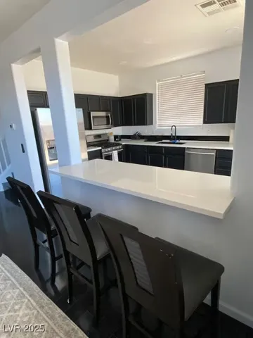 $2,600 | 7192 Shimmering Avenue, Henderson, NV 89011