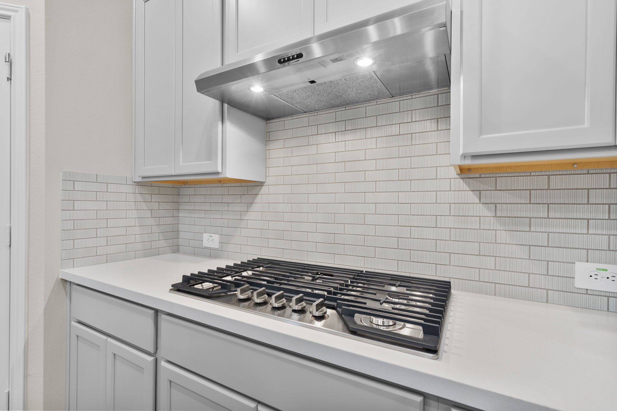 9526 Sierra Crest Lane Porter, TX 77365 - Photo 5 of 38