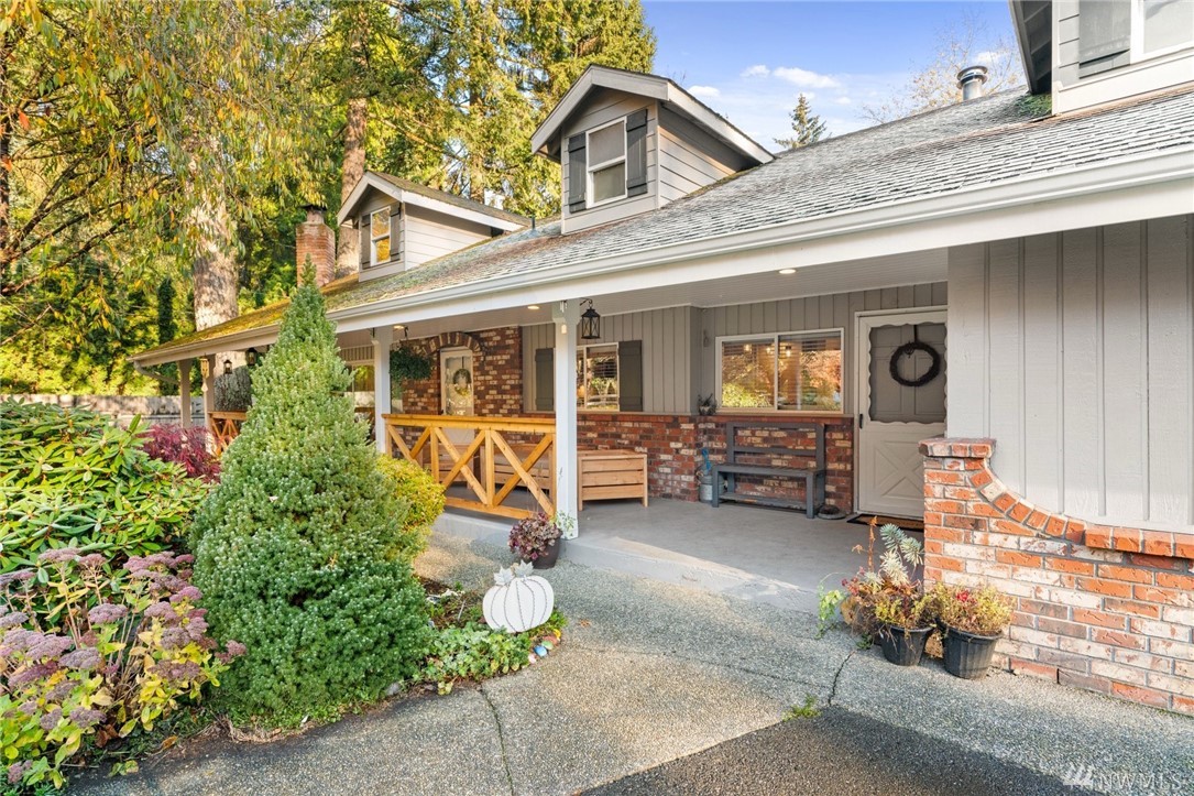 23347 Southeast May Valley Road Issaquah, WA 98027 - Photo 24 of 40