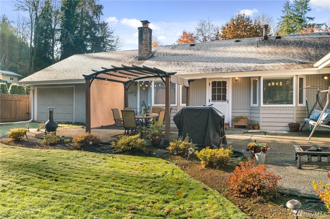 23347 Southeast May Valley Road Issaquah, WA 98027 - Photo 31 of 40
