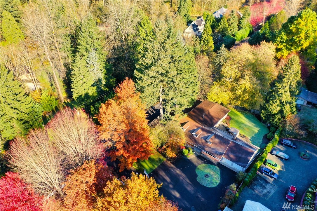 23347 Southeast May Valley Road Issaquah, WA 98027 - Photo 35 of 40