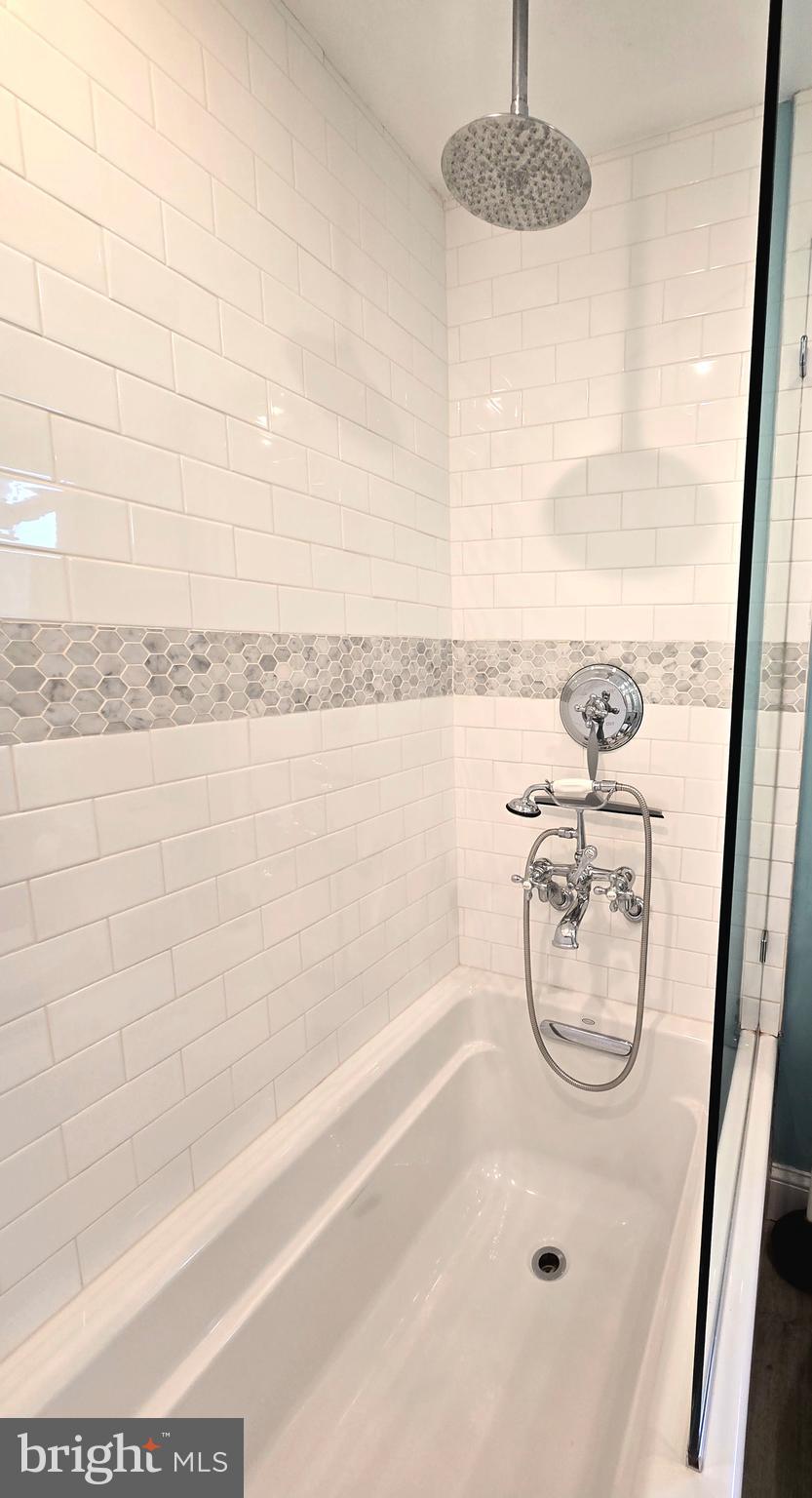 1840 Radnor Road York, PA 17402 - Photo 41 of 67 Rainfall shower head