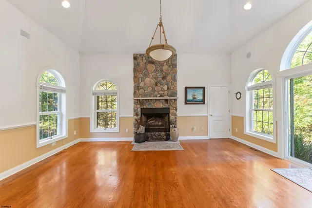 $935,000 | 2076 Hendricks Avenue, Waterford Works, NJ 08089