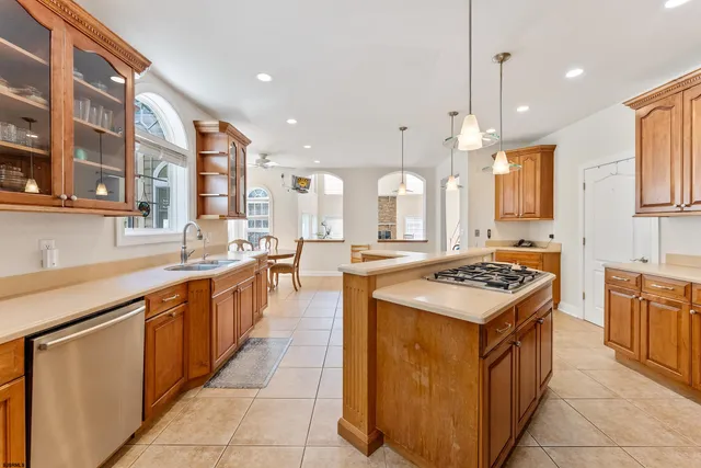 $935,000 | 2076 Hendricks Avenue, Waterford Works, NJ 08089