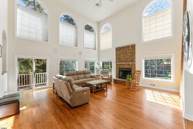 $935,000 | 2076 Hendricks Avenue, Waterford Works, NJ 08089