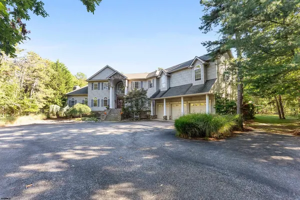 $935,000 | 2076 Hendricks Avenue, Waterford Works, NJ 08089