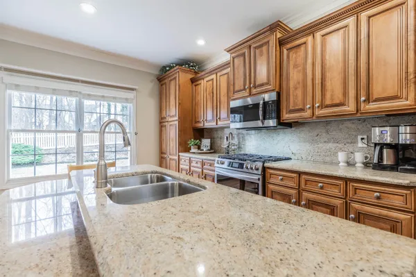 $524,900 | 10745 Havenwood Meadows Drive, Evansville, IN 47725