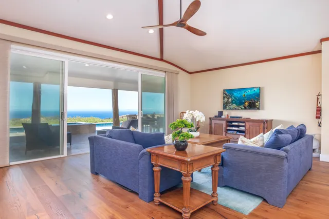 $2,100,000 | 59-220 Maki Way, Kamuela, HI 96743