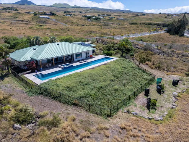 $2,100,000 | 59-220 Maki Way, Kamuela, HI 96743