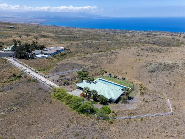 $2,100,000 | 59-220 Maki Way, Kamuela, HI 96743