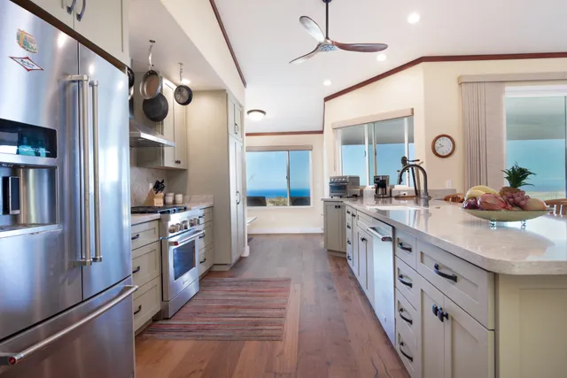 $2,100,000 | 59-220 Maki Way, Kamuela, HI 96743