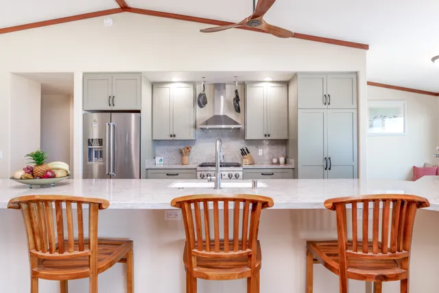 $2,100,000 | 59-220 Maki Way, Kamuela, HI 96743