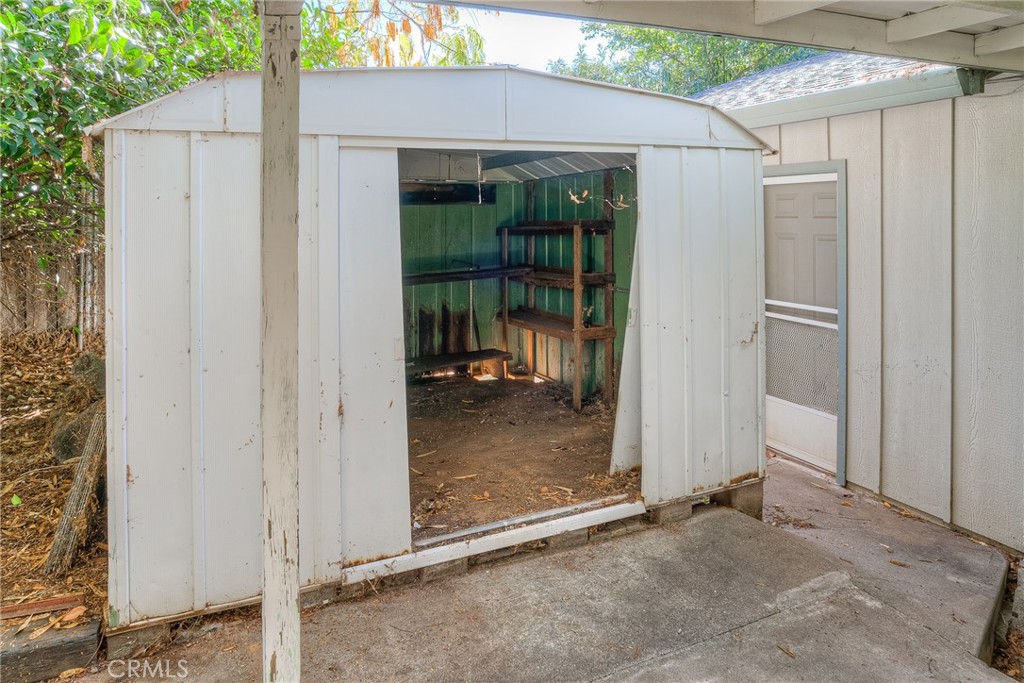 1361 Mt Ida Road Oroville, CA 95966 - Photo 25 of 44 a view of outdoor space walk in closet and wooden fence
