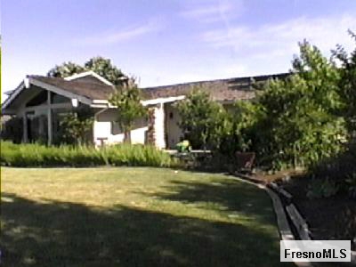 11291 Tollhouse Road Clovis, CA 93619 - Photo 2 of 10
