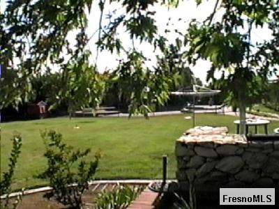 11291 Tollhouse Road Clovis, CA 93619 - Photo 7 of 10