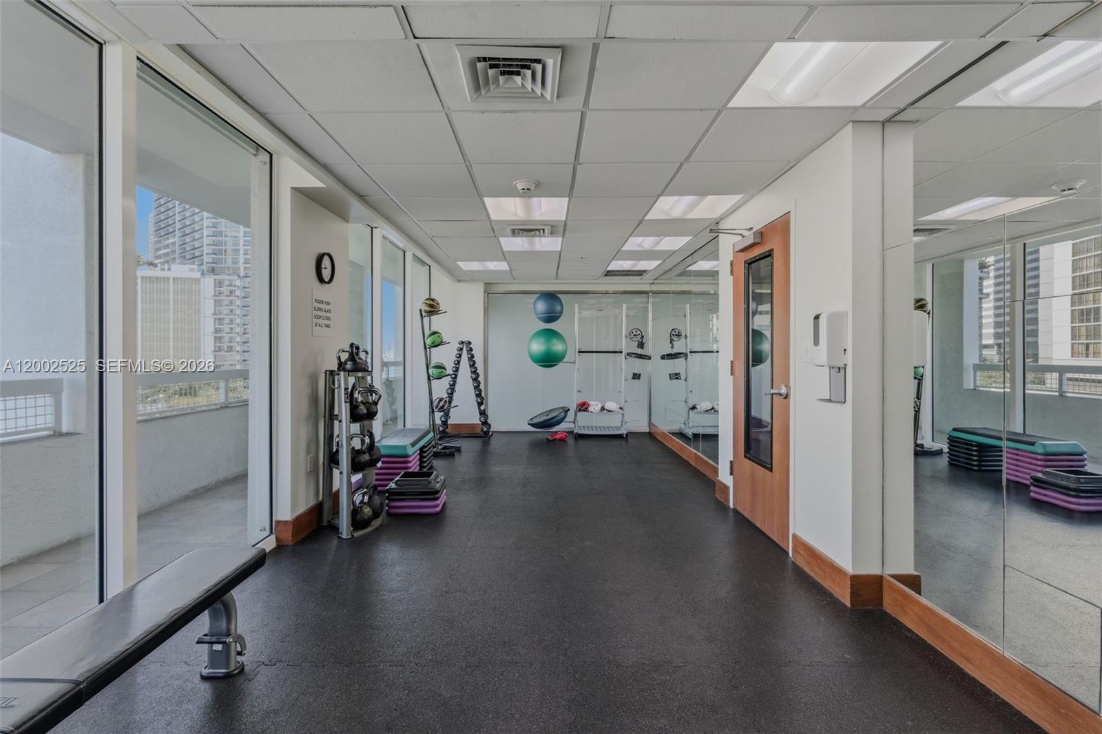 31 Southeast 5th Street, Unit 2301 Miami, FL 33131 - Photo 31 of 50